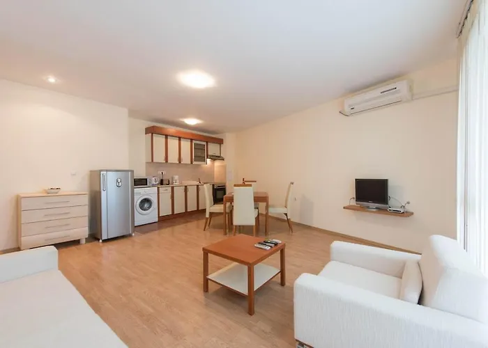 Gt Riviera * Равда