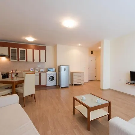 Gt Riviera Apartment *