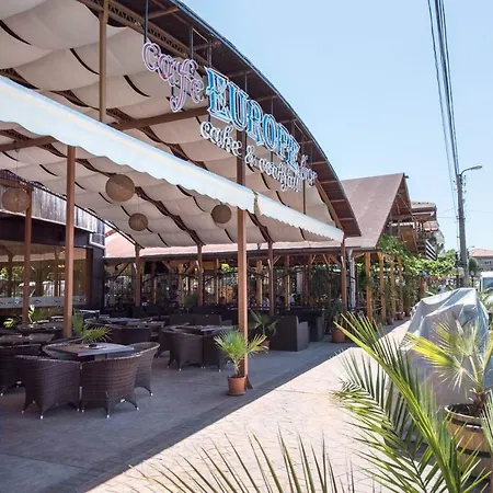 Gt Riviera Apartment