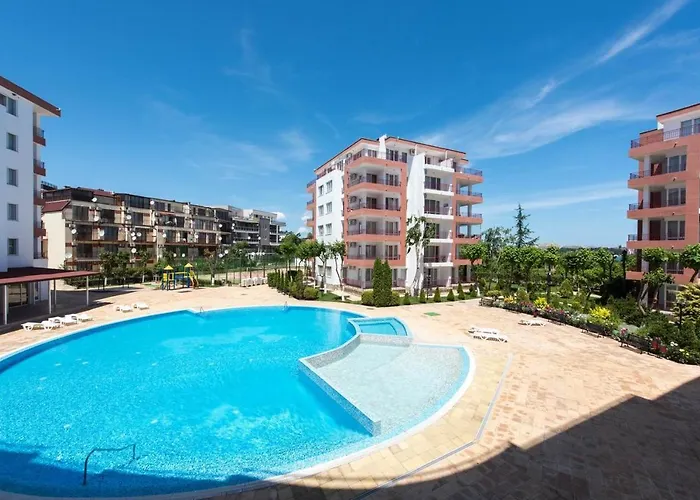 Gt Riviera Апартамент Равда