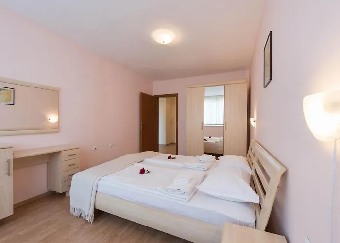 Апартамент Gt Riviera *