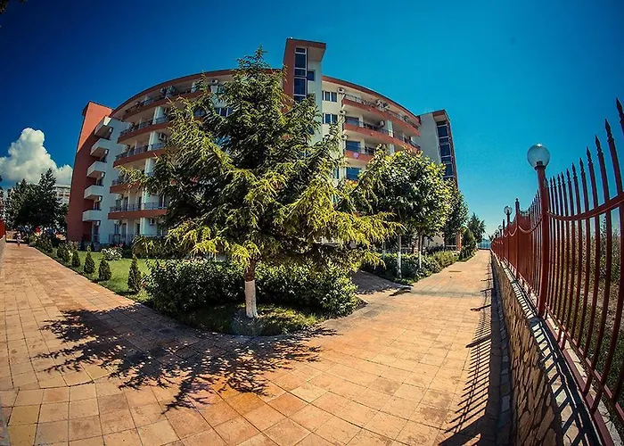 Апартамент Gt Riviera